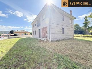 Chalet en venta en Vimianzo