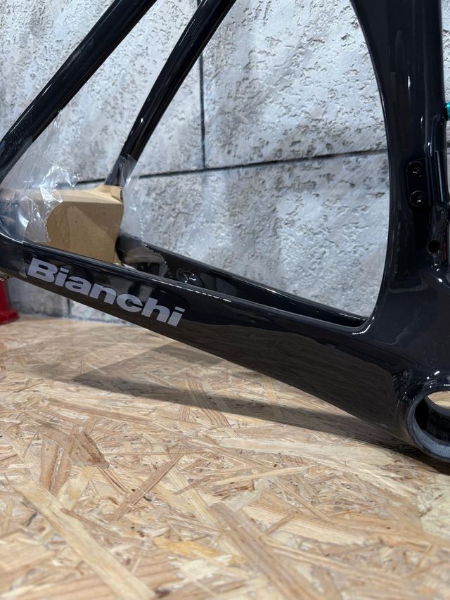 Cuadro Bianchi Oltre Pro