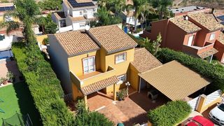 Chalet en venta en Urbanizaciones en Llíria