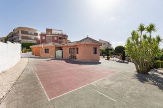 Chalet en venta en Gójar