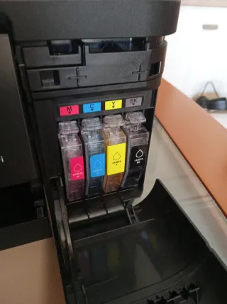 Impresora Brother DCP-J572DW con fallo