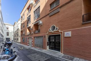 Piso en alquiler en Centro - Sagrario en Granada