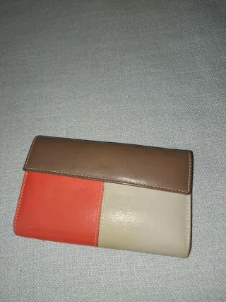 Billetero monedero buenisima  piel tricolor