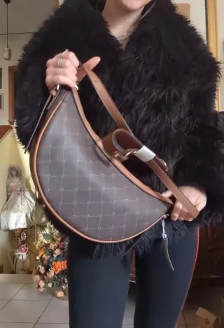 Borsa a mezzaluna Reserved marrone