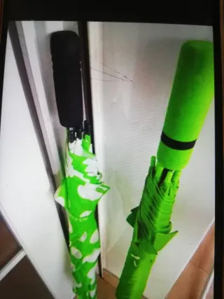 Paraguas grande  : 5€