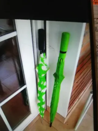 Paraguas grande  : 5€