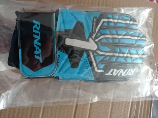 Guantes de portero Rinat Titan Talla 4
