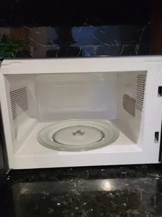 Microondas Orbegozo Negro