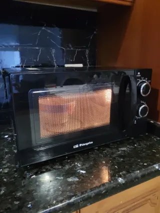 Microondas Orbegozo Negro