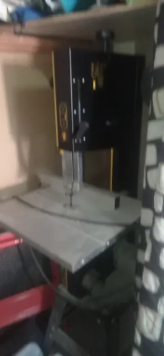 Sierra de cinta para carpintería