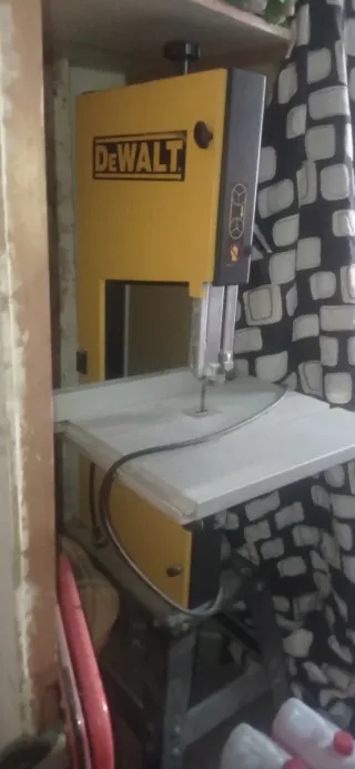 Sierra de cinta para carpintería