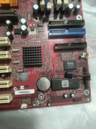 Placa Base Elitegroup + Procesador Pentium 4