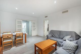 Piso en venta en Cerrillo de Maracena - Periodistas en Granada