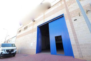 Nave industrial en venta en Viator