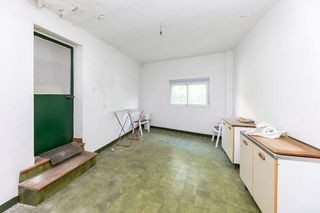 Edificio en venta en Barrio de Zaidín en Granada