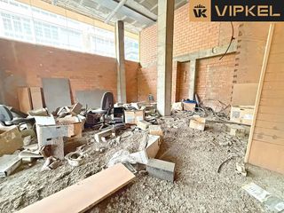 Local comercial en venta en Los Castros - Castrillón - Eiris en Coruña (A)