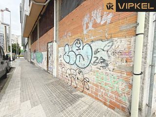 Local comercial en venta en Los Castros - Castrillón - Eiris en Coruña (A)