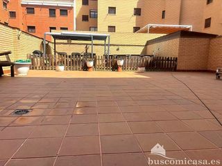 Piso en venta en Linares