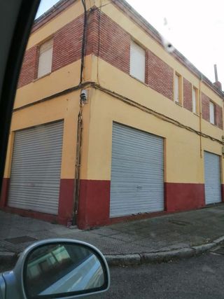 Edificio en venta en La Vega - Oteruelo en León