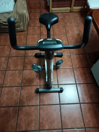 Bicicleta Estática Gris Precio negociable