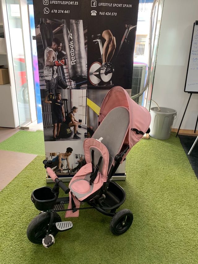 Triciclo Kinderkraft rosa seminuevo