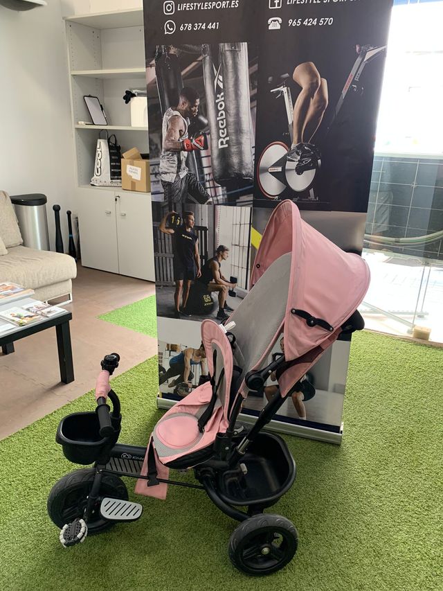 Triciclo Kinderkraft rosa seminuevo