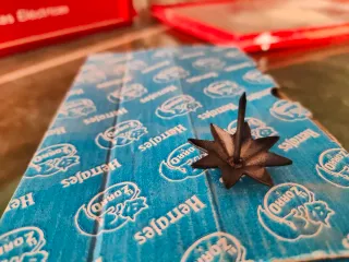 Clavos decorativos estrella