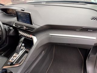 PEUGEOT 5008 1.5 BlueHDi 96kW SS GT EAT8