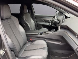 PEUGEOT 5008 1.5 BlueHDi 96kW SS GT EAT8