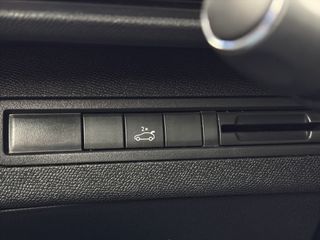 PEUGEOT 5008 1.5 BlueHDi 96kW SS GT EAT8