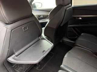 PEUGEOT 5008 1.5 BlueHDi 96kW SS GT EAT8