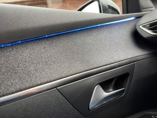 PEUGEOT 5008 1.5 BlueHDi 96kW SS GT EAT8