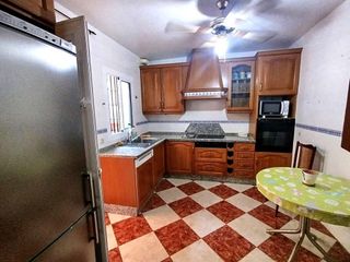 Chalet en venta en Brenes