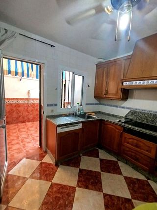 Chalet en venta en Brenes