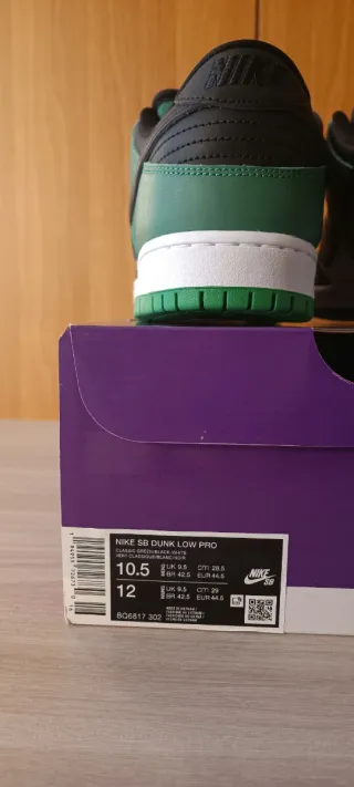 Nike SB Dunk Low "Classic Green"