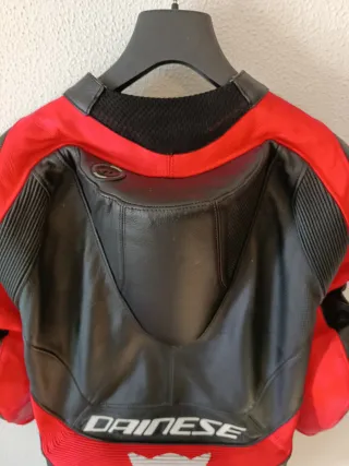 Mono Dainese Assen 1 Pieza Talla 50