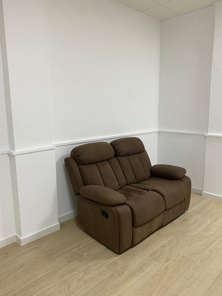 Sofá de 2 plazas marrón