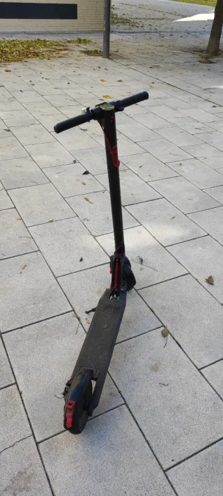 Patinete Eléctrico Negro