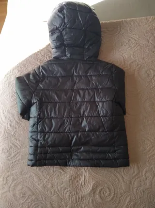 Cazadora niña negra con forro rosa Talla 4/5 110cm