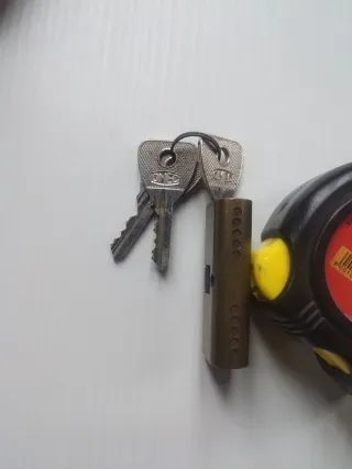 Cilindro ovale con 2 chiavi