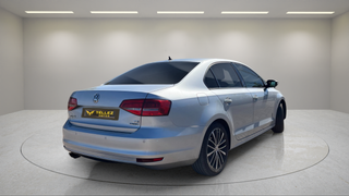 Volkswagen Jetta Sport 2.0 TDI 110CV BMT DSG