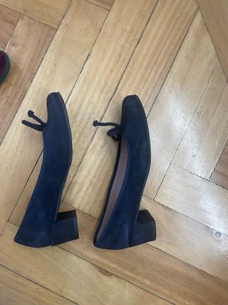 Bailarinas Pretty Ballerinas azules. puestas 2