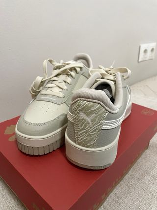 Zapatillas Puma Carina Street Animal Fever Mujer