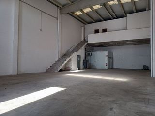 Nave industrial en alquiler en Cassà de la Selva