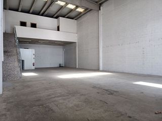 Nave industrial en alquiler en Cassà de la Selva