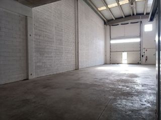 Nave industrial en alquiler en Cassà de la Selva