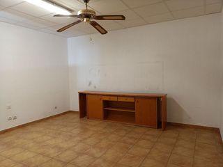 Nave industrial en alquiler en Cassà de la Selva