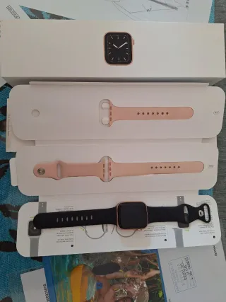 Apple Watch Series 5 Negro/Rosa
