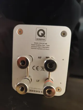2 Altavoces Q Acoustics Concept 40 Negro