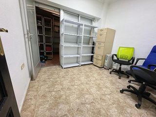 Local comercial en venta en Zona Pueblo en Guardamar del Segura